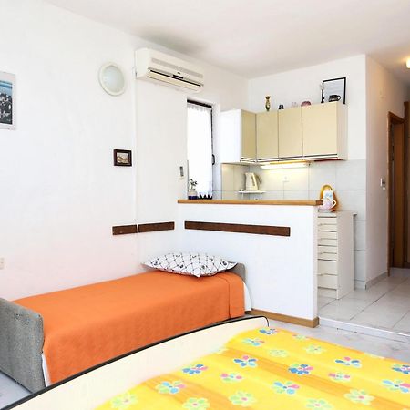 Apartments By The Sea Marusici, Omis - 1024 미미체 객실 사진